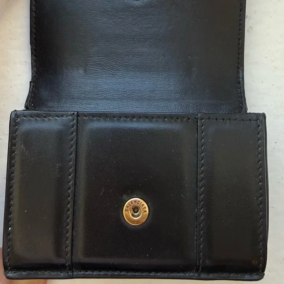 Balenciaga Hourglass Mini Black Calfskin Wallet with Gold Logo - Picture 3 of 15